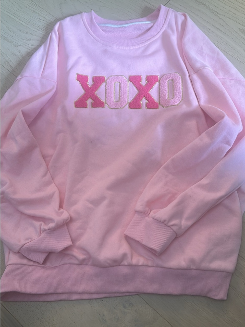 XOXO Pink Crewneck Sweatshirt - Women's Cozy Pullover